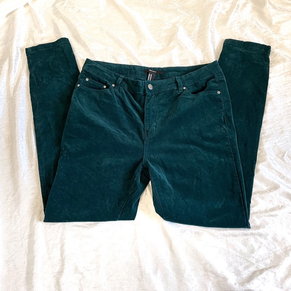 ❤️‍🔥3/$22❤️‍🔥 Forever 21 green corduroy pants